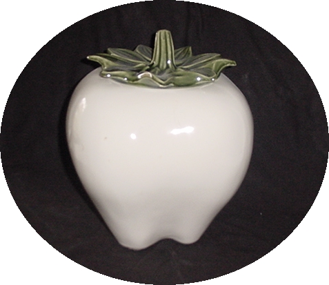 MCCOY WHITE APPLE COOKIE JAR 